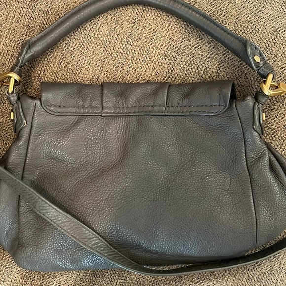 Marc By Marc Jacobs Women's Classic Q Lil Ukita Taupe Handbag - Picture 16 of 16